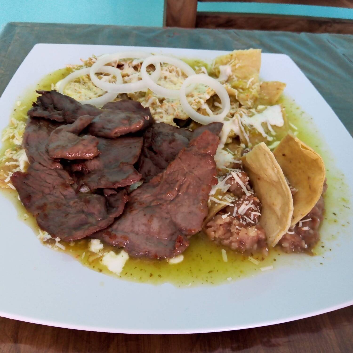 CHILAQUILES CON CECINA * ESPECIAL