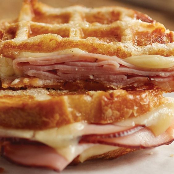 Waffle de Avena Ham Sándwich