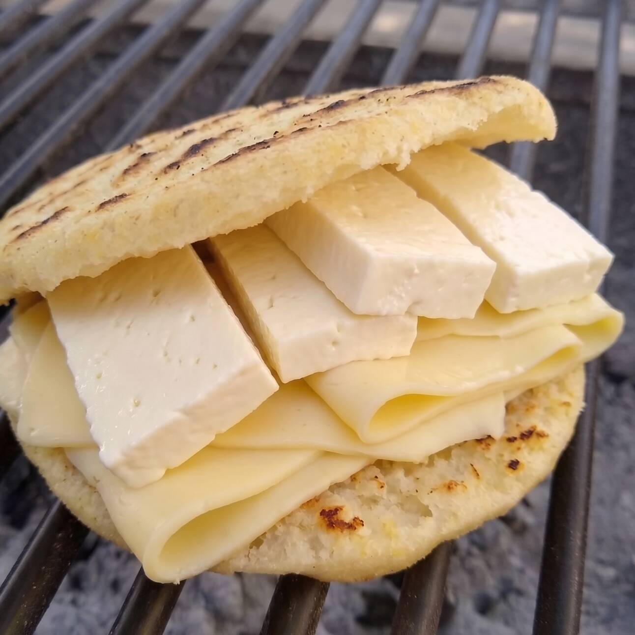 Arepa Doble Queso Mix
