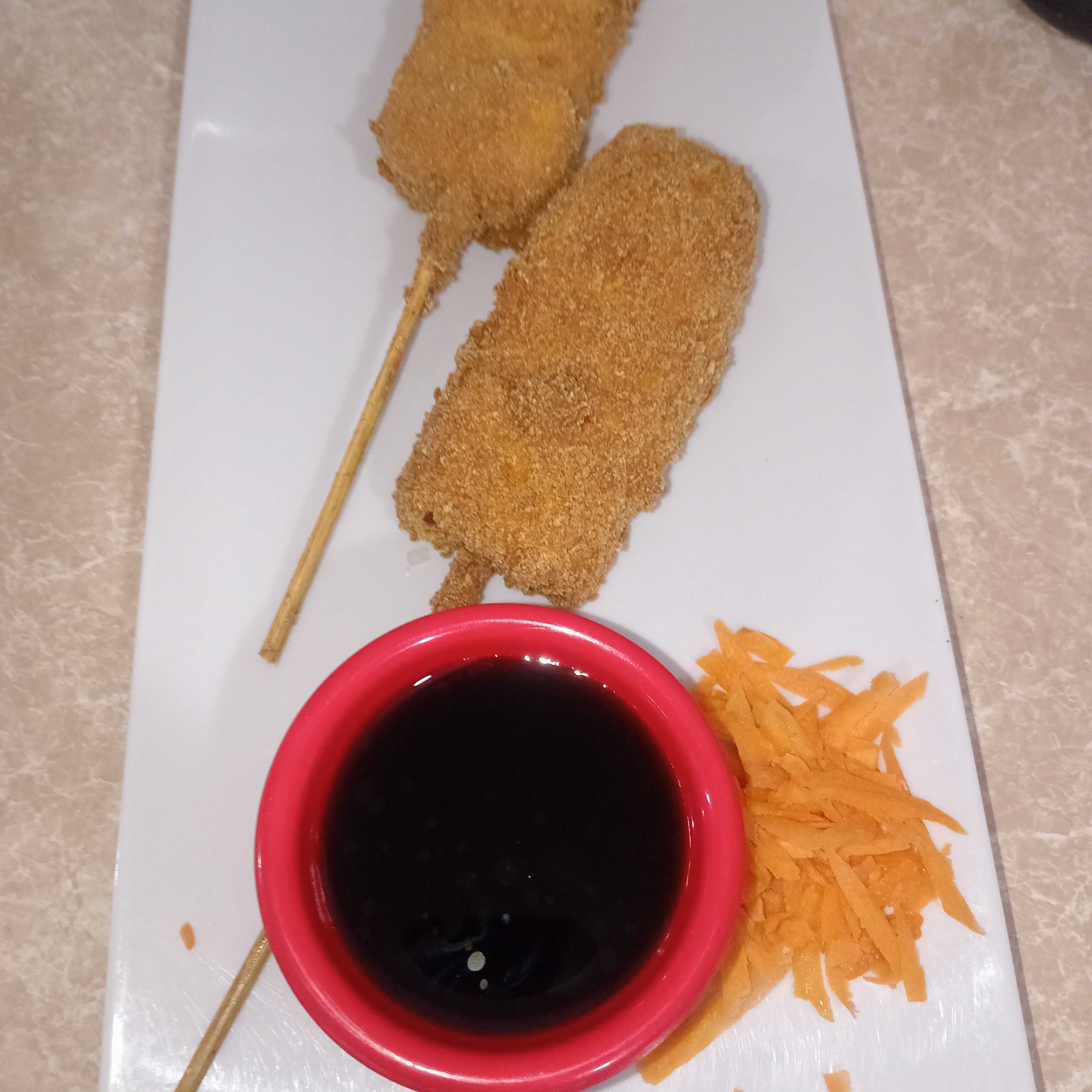 Brocheta Platano Philadelphia