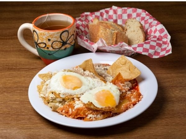 Chilaquiles Divorciados