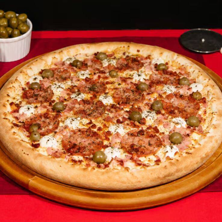 Presunto, Calabresa, Catupiry E Bacon.