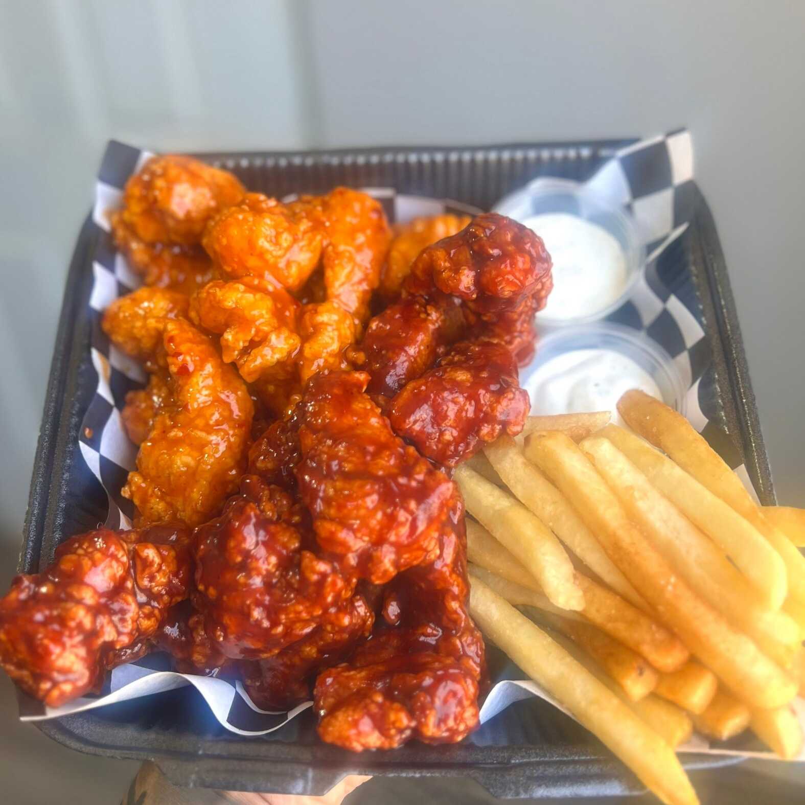 20 Boneless+Papas