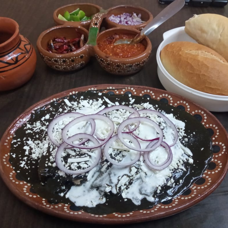 Enchiladas de Mole