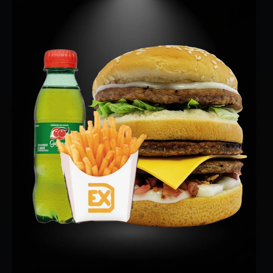 Para os amantes de bacon! Nosso combo Big Bacon com duas carnes bovinas de 56 g cada, queijo derretido, irresistivel bacon em pedaços, maionese cremosa, alface crocante junto com 3 fatias de pão macio. Acompanha 1 Exfritas e cortesia refrigerante de 200 ml. Nossos lanches são feitos de forma artesanal bem saboroso que só a comida brasileira tem. Uma excelente opção para quem quer uma comida rápida e esta cansado de comer Pizza, Pastel, Esfiha, Salgados, Almoço Rápido e Barato, Jantar com Desconto, Hamburguer, Burguer, Burger, X-burger, Mc Donalds, Méqui, Quarteirão, Big Mac, Cheddar, Burger king, Osnir, Wopper, Giraffas, Bobbs, X-salada, Parmegiana, Carne, Massas, Marmita, e cai muito bem com, Coca-Cola, Guaraná, Fanta laranja, Pepsi, Soda e ainda tem muito desconto, com opção no cardá