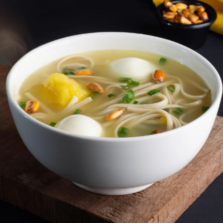 Caldo Solo con Huevo