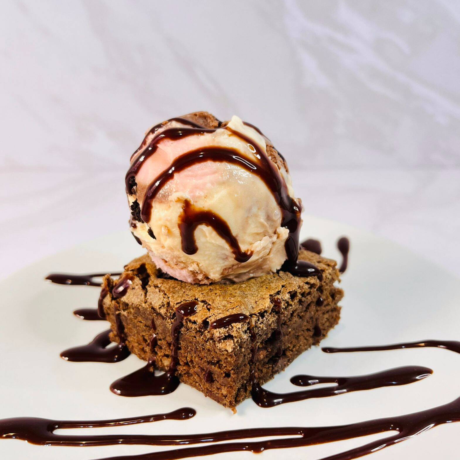 Brownie con Helado