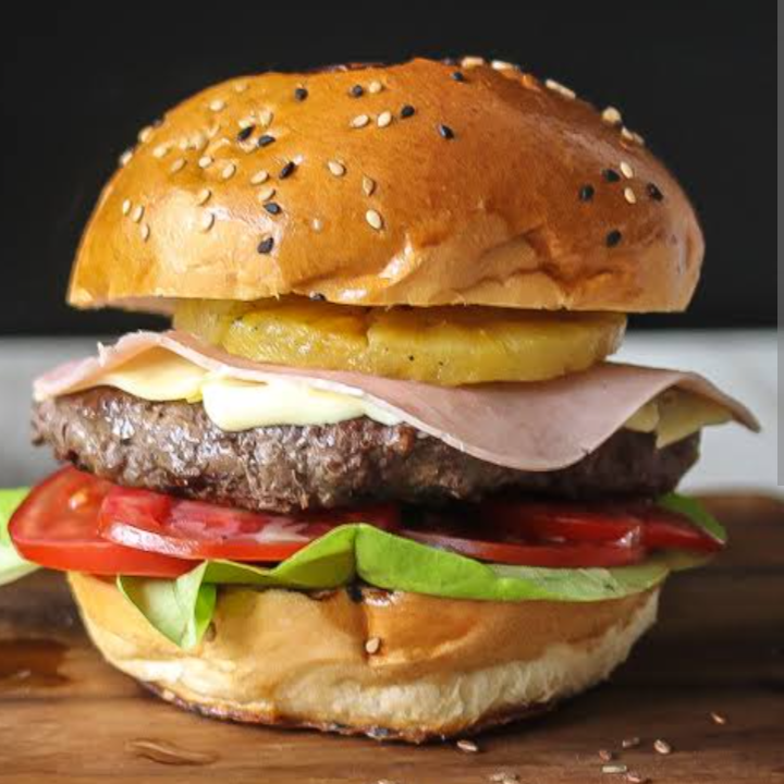 Hamburguesa Hawaiana.