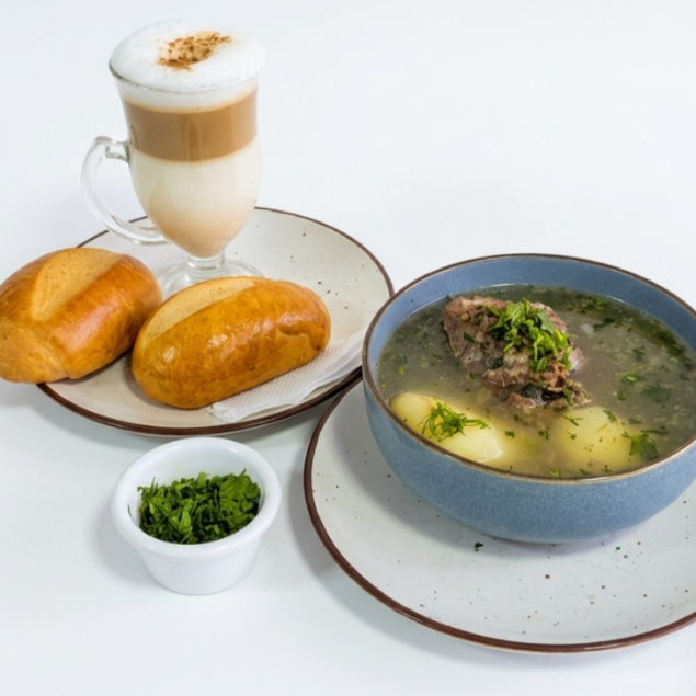 Santafereño con Caldo de Costilla