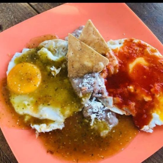 Huevos Divorciados