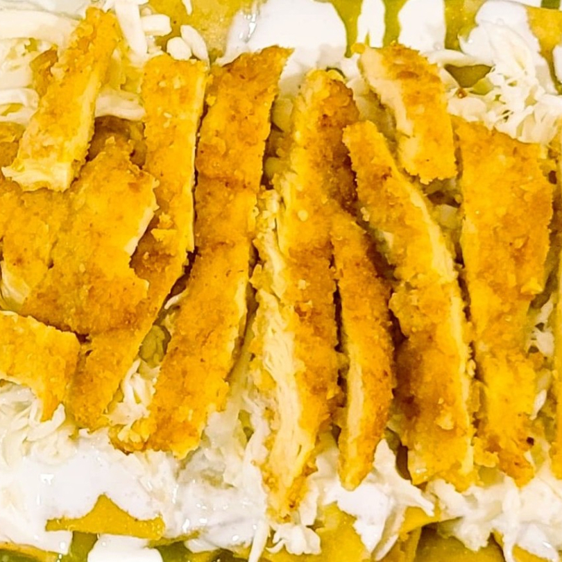 Chilaquiles Medianos con Milanesa y Coca Cola