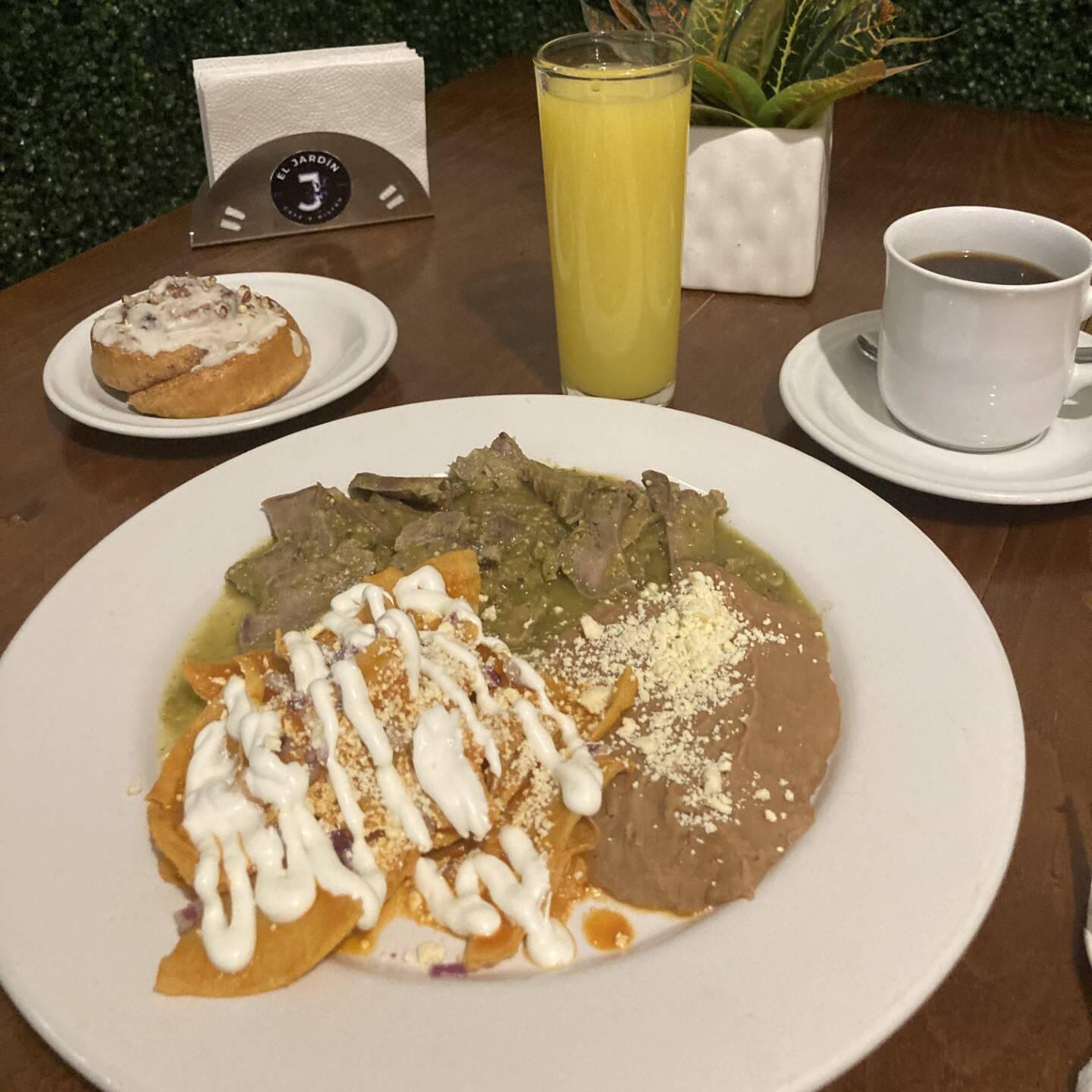 Lengua en Salsa Verde