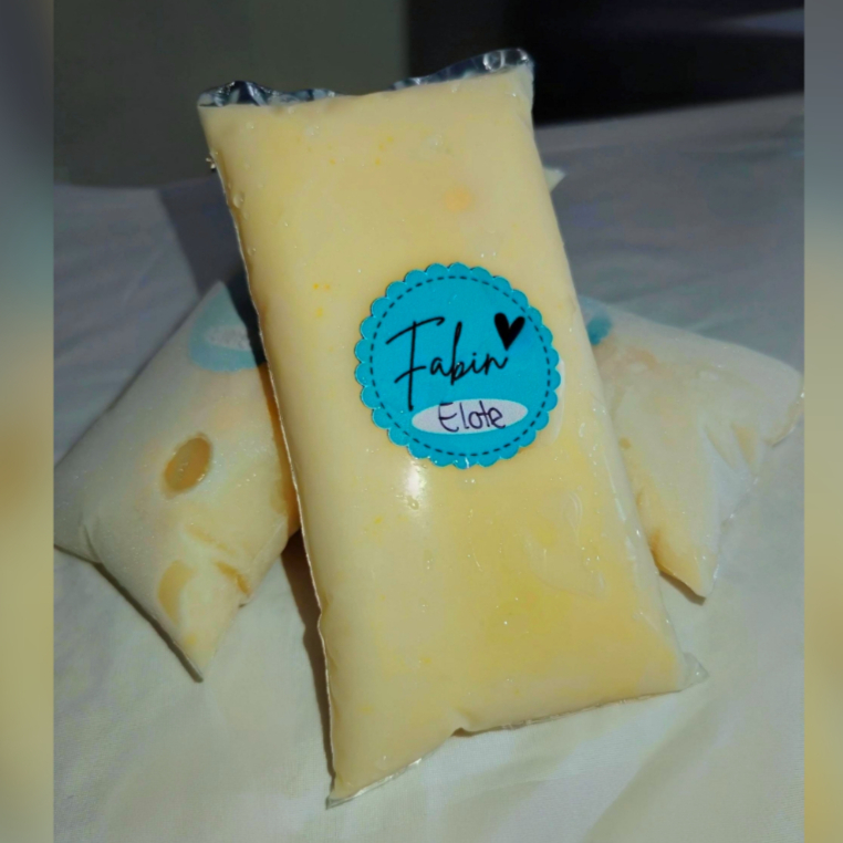 Bolis de Elote