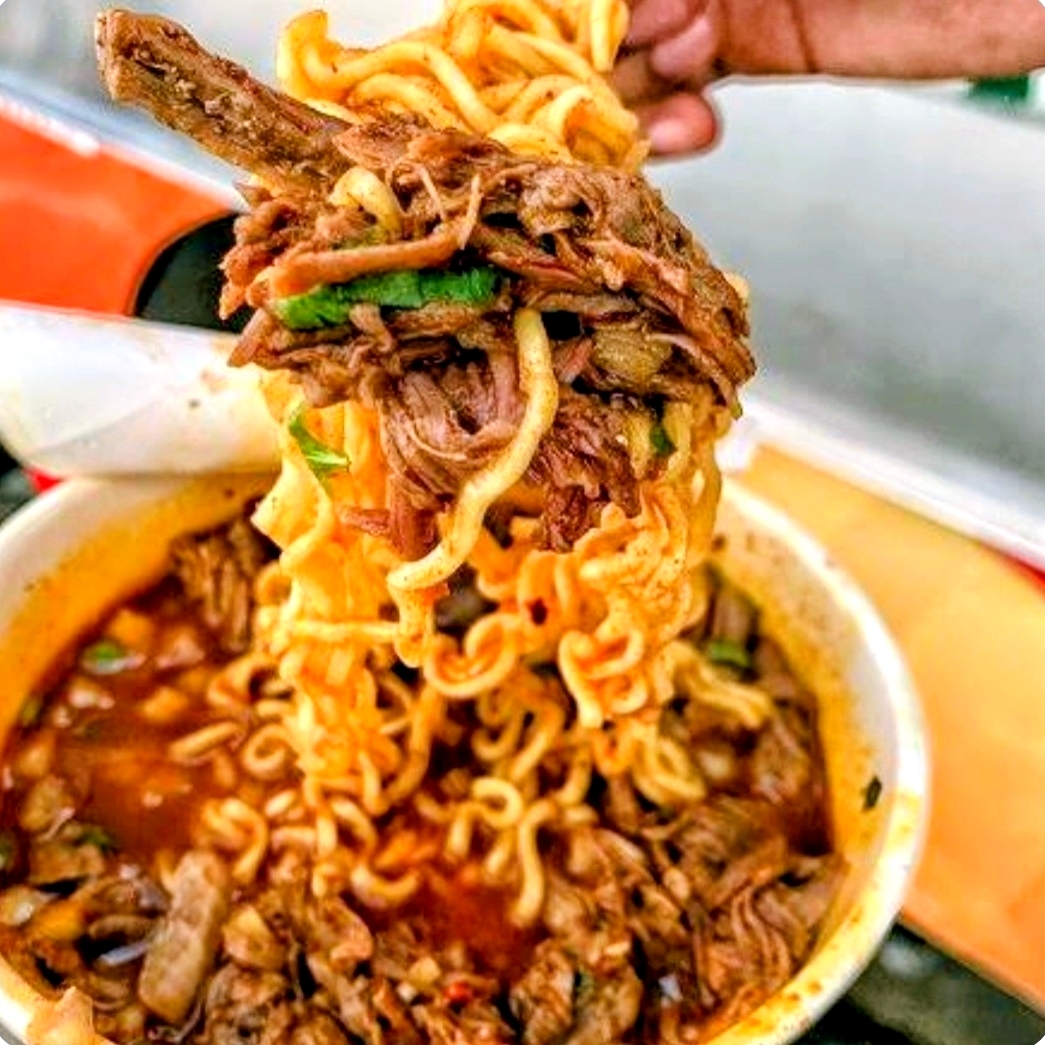 Maruchan Birria