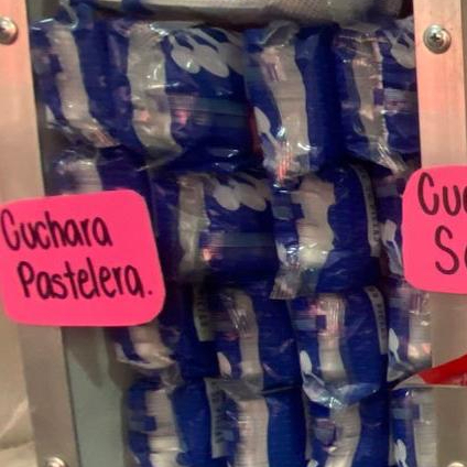 CUCHARA DESECHABLE CHICA