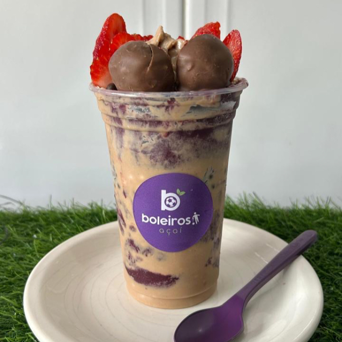 Sabor único , açaí com creme kinder ,bolibol , bombom e morango esse é pra não colocar defeito