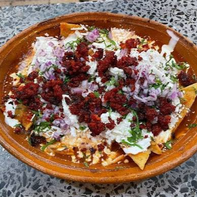 Chilaquiles Con Chorizo