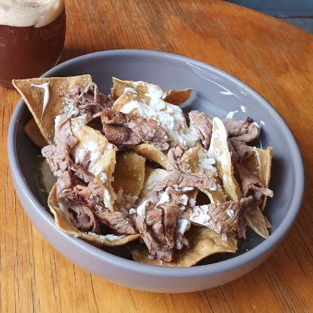 Chilaquiles con Carne de Res.