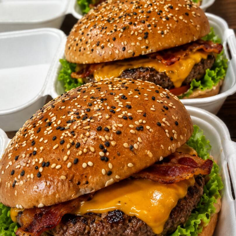 2 Hamburguesas con Jamón y Tocino