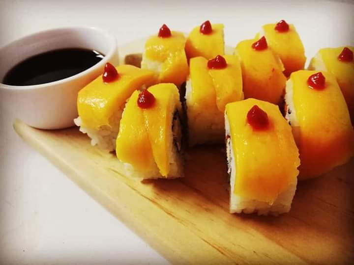 Sushi Mango Roll