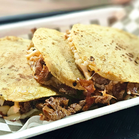 Quesadilla con Bistec 3 Pzas