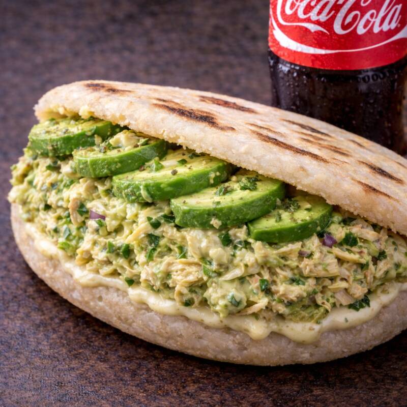 Combo arepa reina criolla