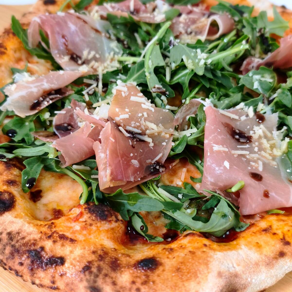 Arúgula Y Prosciutto