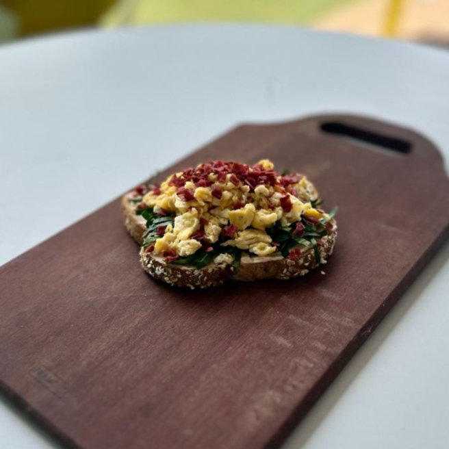 Toast de Huevo