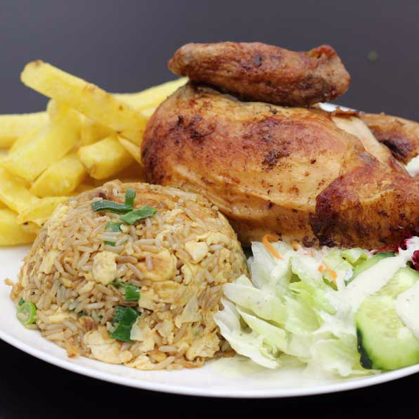 Mostro: 1/4 Pollo + Papas + Chaufa + Ensalada