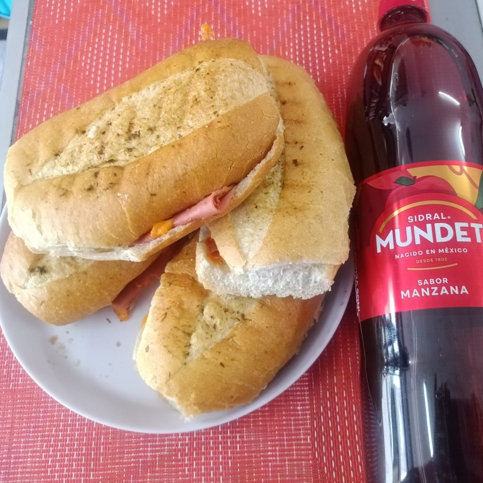Combo Mundet 4