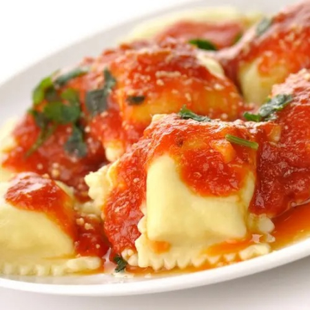RAVIOLIS AL POMODORO