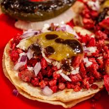 TRES TACOS DE MAIZ + JAMAICA 500ml.