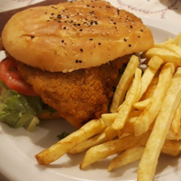 Sandwichon de Milanesa con Papas