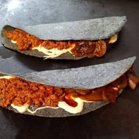 QUESADILLA CHICHARRÓN PRENSADO ROJO