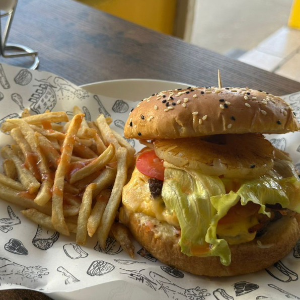 Hamburguesa Hawaiana