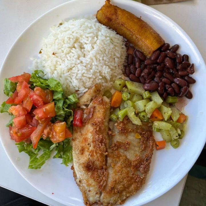 Casado - Pescado Empanizado