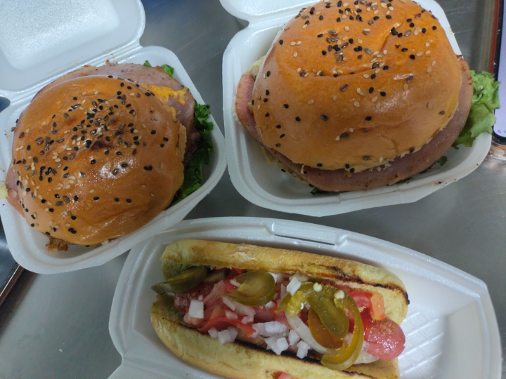 Byw (Burguer And Wings)