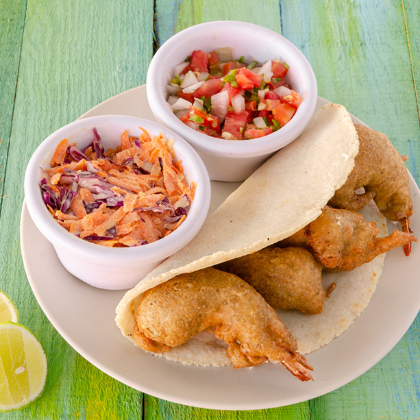 Taco de Pescado o Camarón Estilo Ensenada.