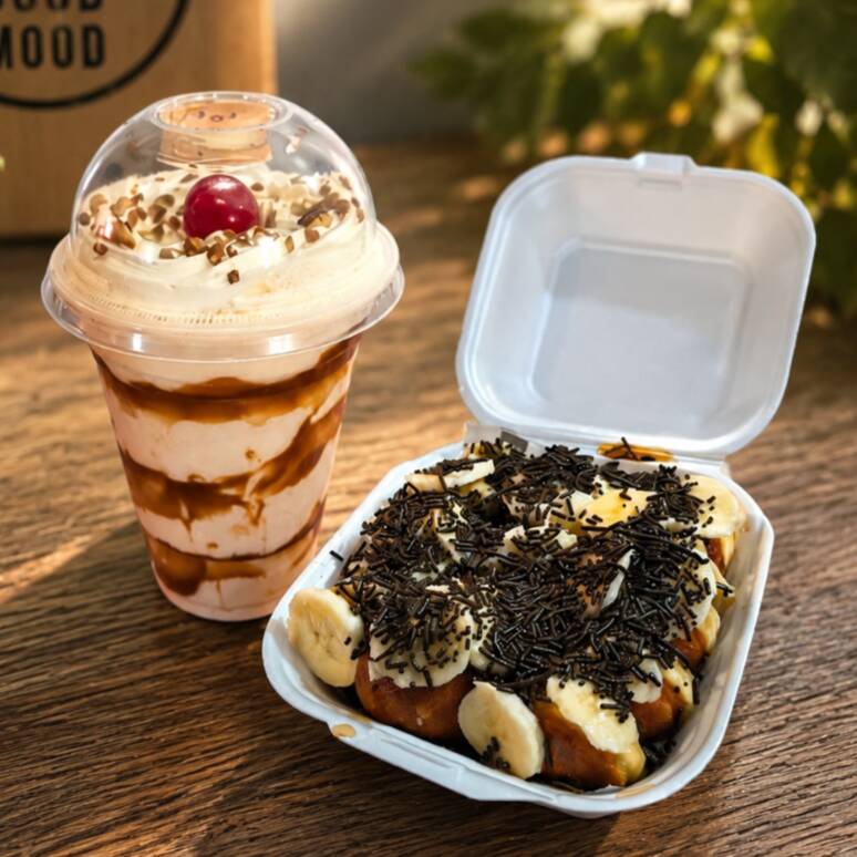 Mini Hotcakes 15pz Charola + Licuado De Plátano