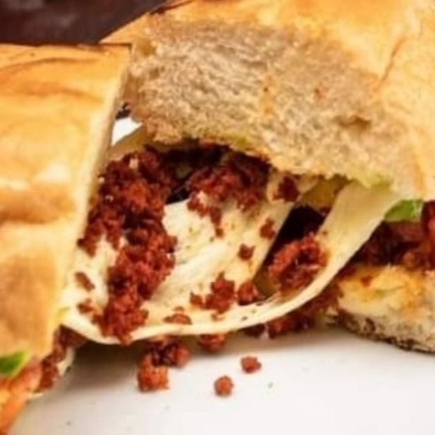 Torta de Chorizo con Queso