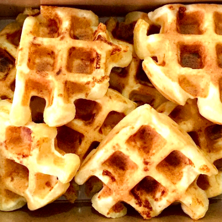 Mini Waffles de Buñuelo Extraqueso