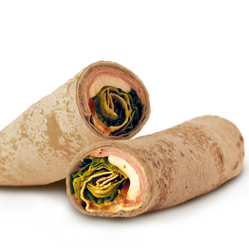 Pão folha, peito de peru, queijo branco, cream cheese, tomate, alface americana, alface roxa e rúcula