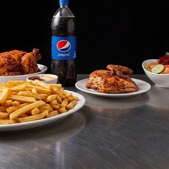 1 Pollo + 1/4 Pecho + 1 Gaseosa 1.5L
