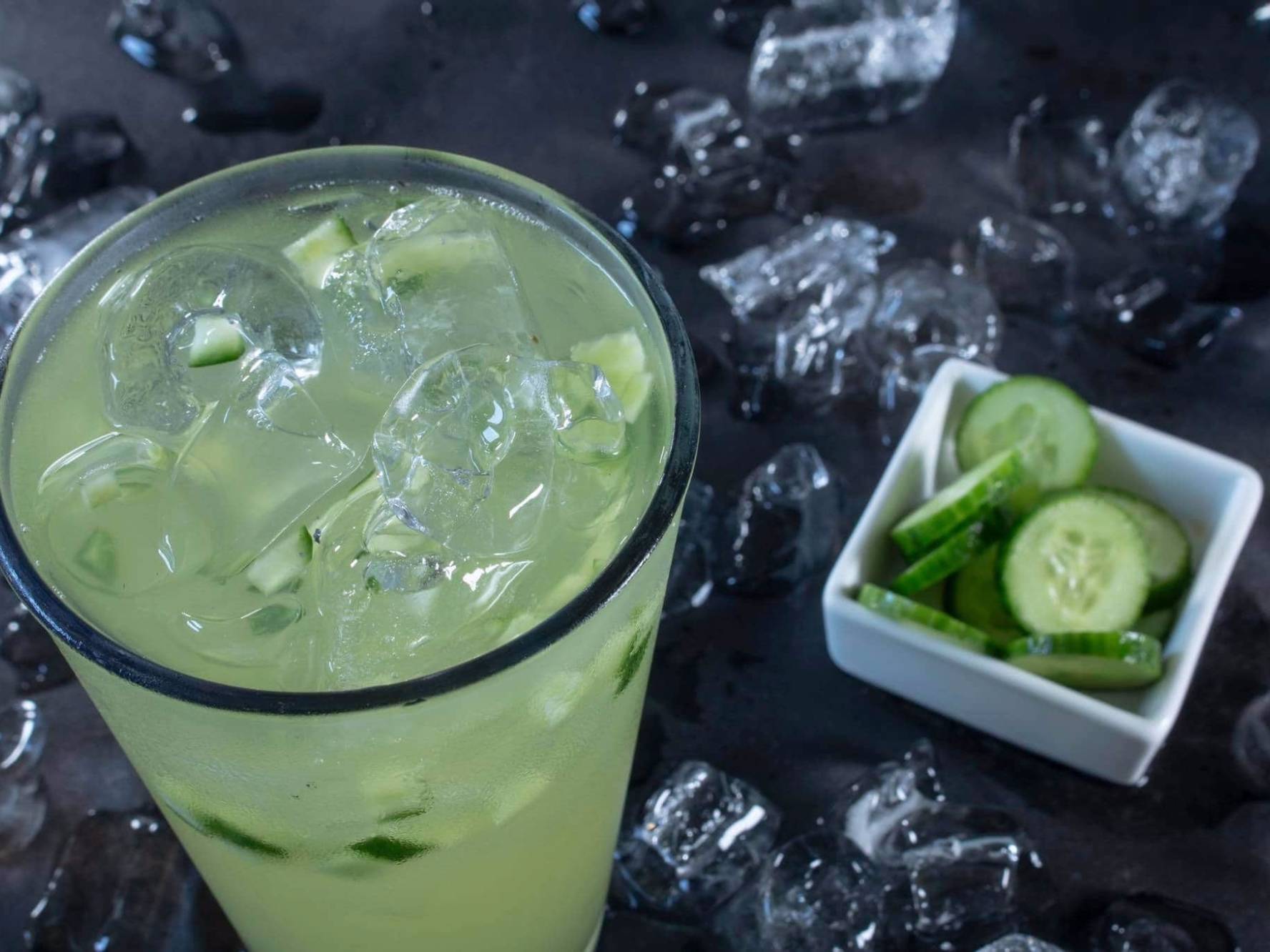 Limonada Pepino Albahaca