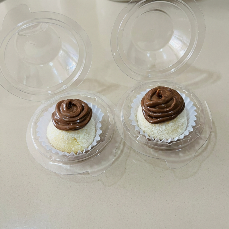 Brigadeiro de ninho finalizado com Nutella Original