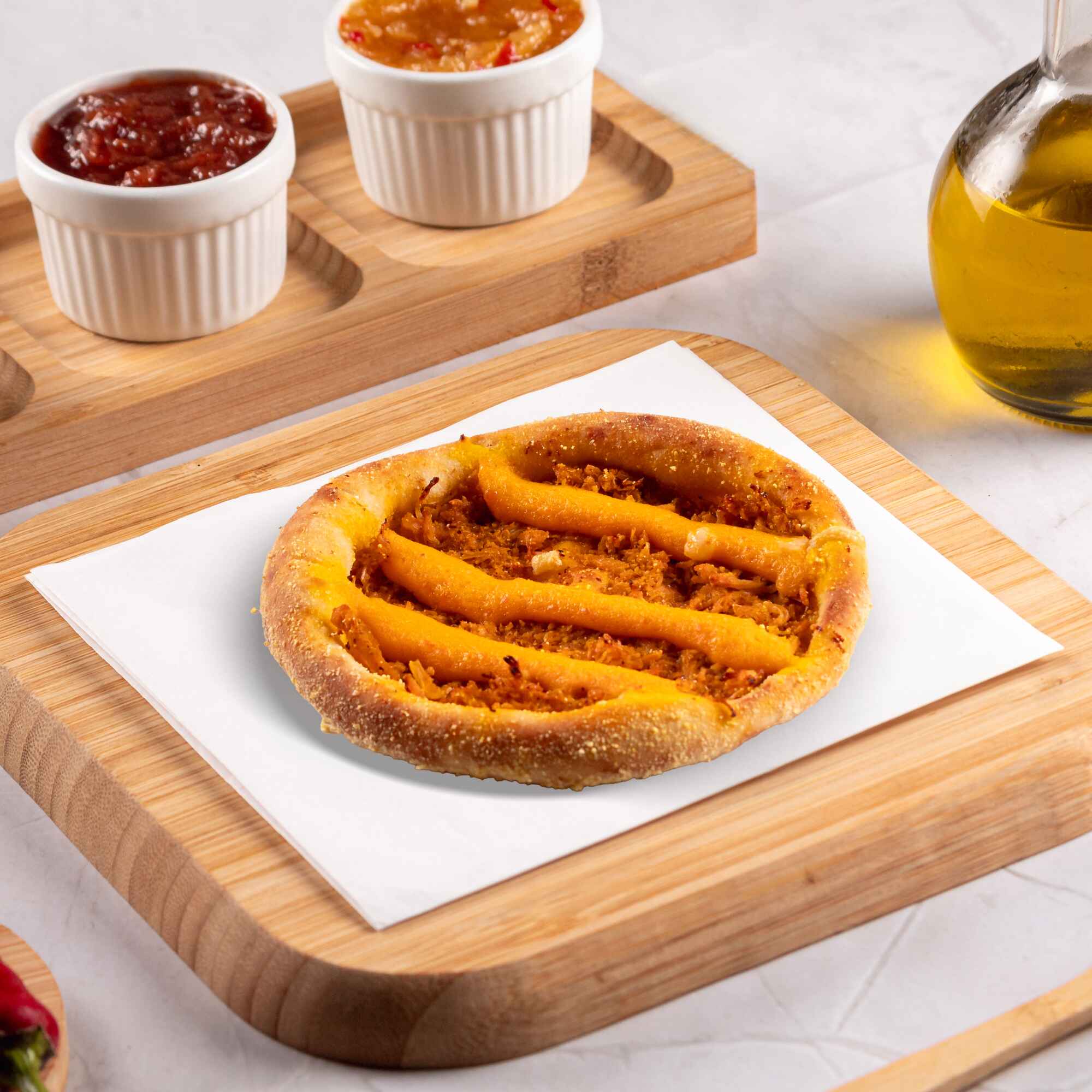 Recheada com frango desfiado e cheddar Original, uma delícia cremosa que vai te surpreender.