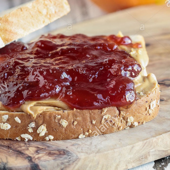 Sándwich 12 Granos Crema de Cacahuate y Mermelada