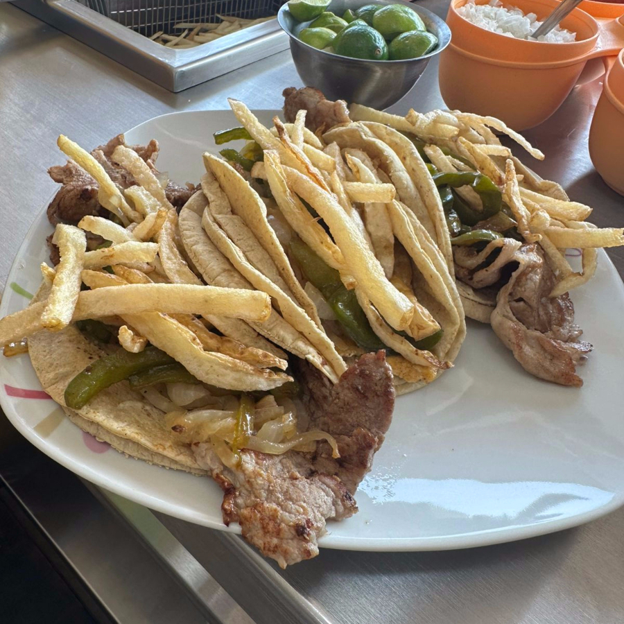 Orden de Tacos de Bistec o Pollo