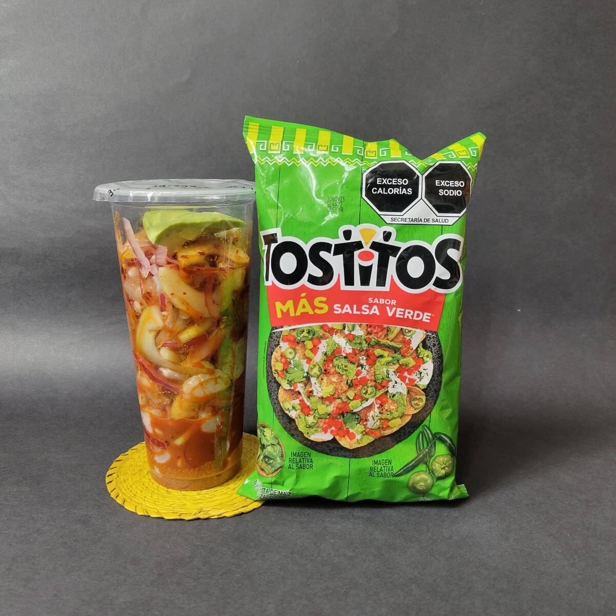 Aguachile Rojo con Tostitos