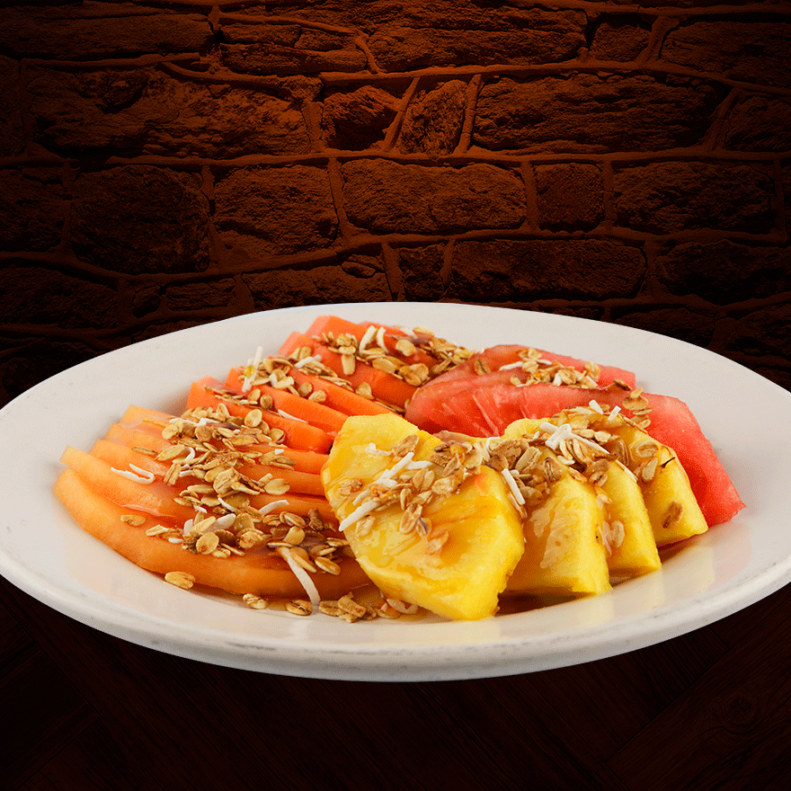 Plato De Frutas Con Miel, Granola Y Avena C